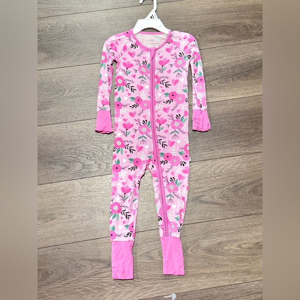 Little Sleepies Sweetheart Floral zippy